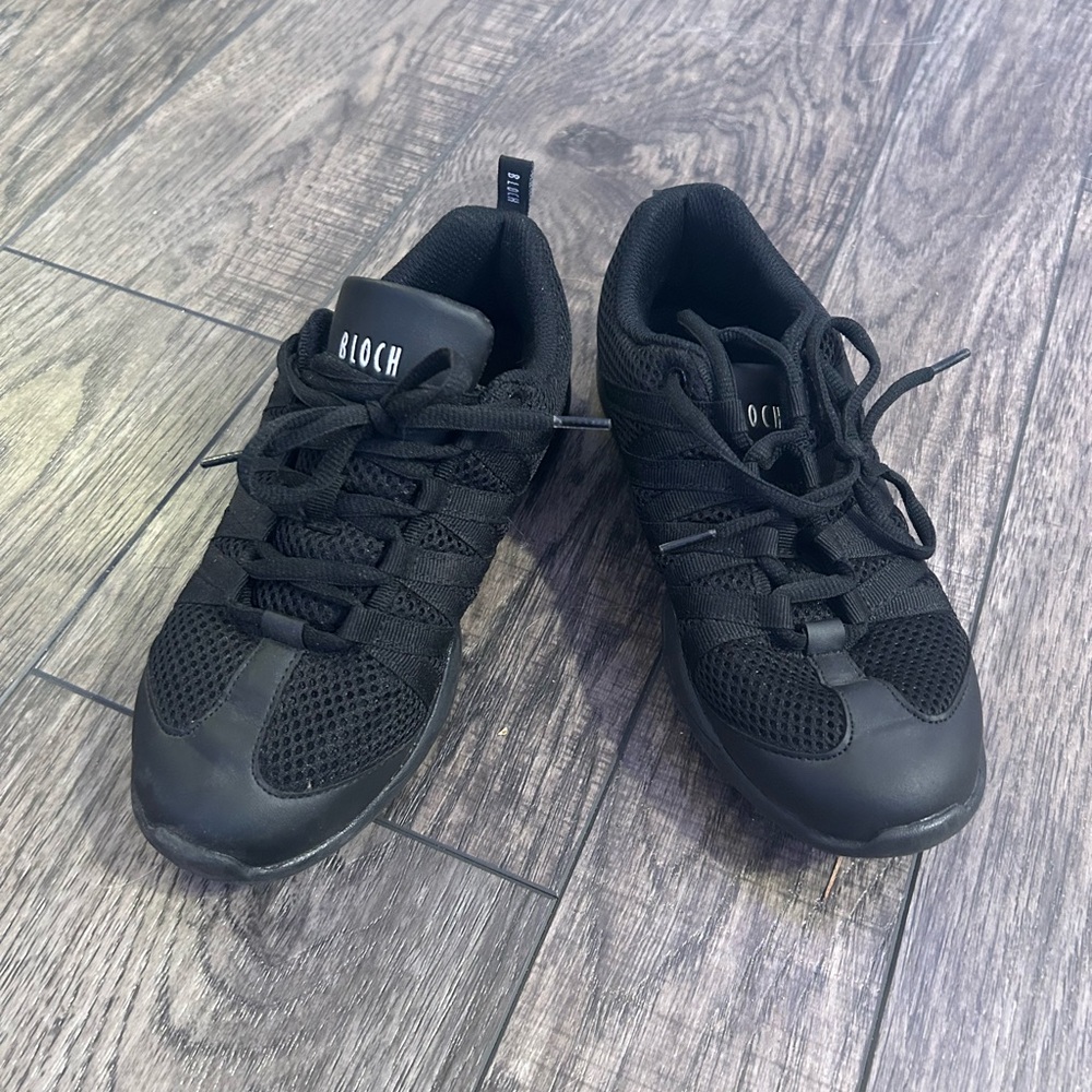 Bloch Black Split-Sole Practice Dance/Pilates/Zum… - image 1